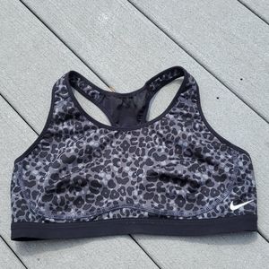 Nike Dri-FIT Swoosh Medium-Support Animal Print Sports Bra